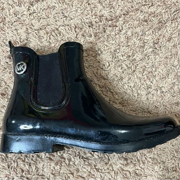 Michael Kors black booties size 7 - Picture 6 of 12